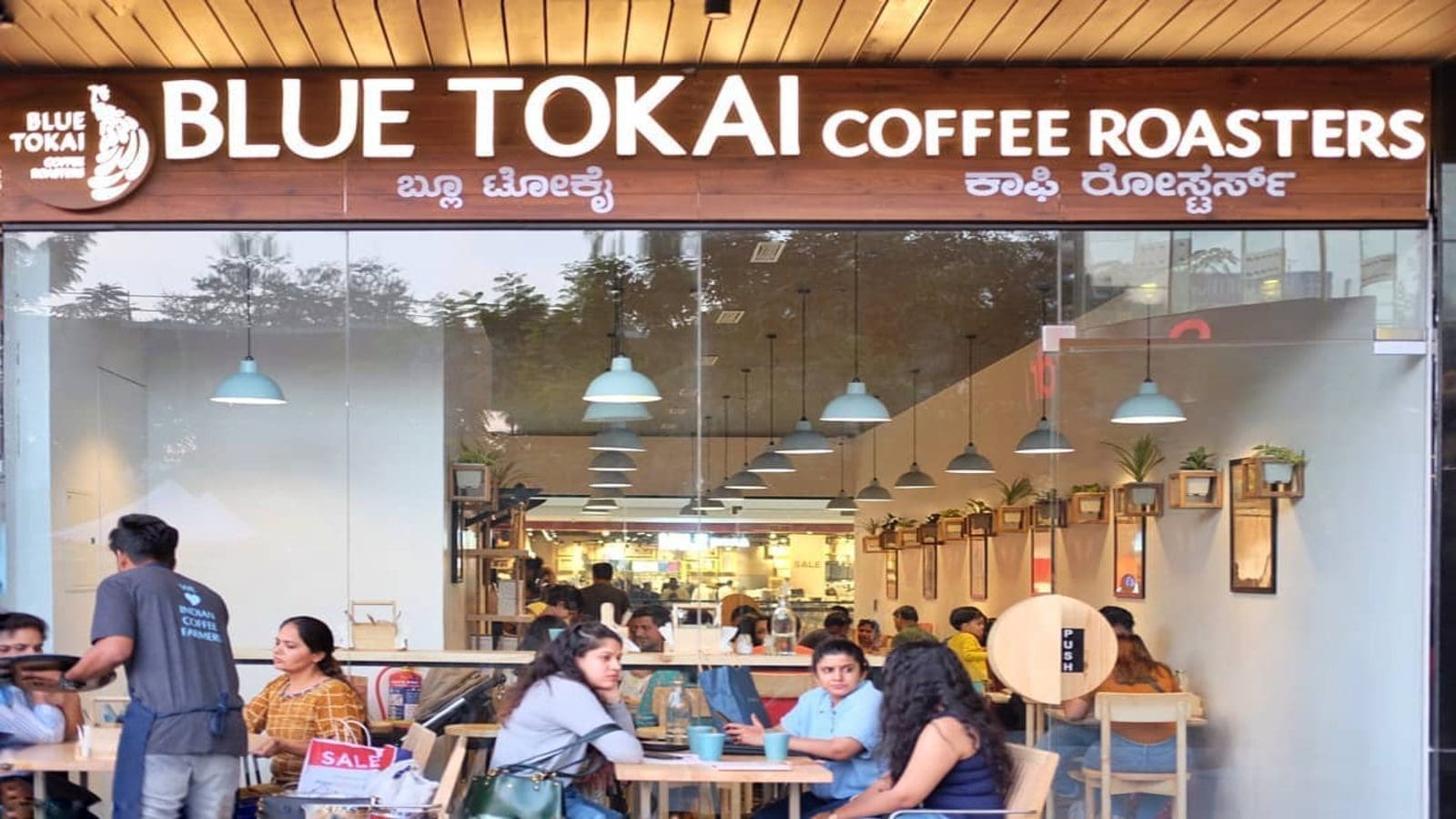 Thumbnail for McDonald’s UK to shed eight menu items, introduces new options